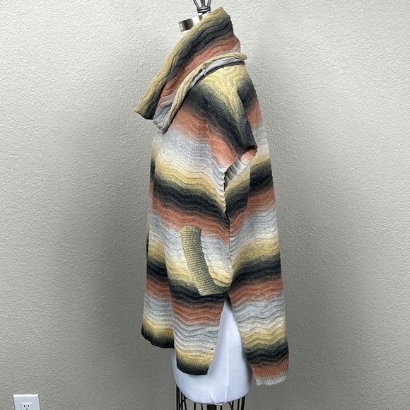 2 Sisters Sweater Vest Blanket Poncho Cowl Neck Chevron Stripe Fall Neutrals S M - Picture 3 of 9